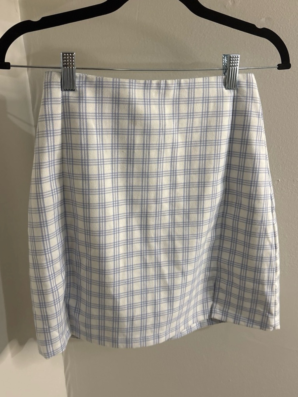 Brandy Melville White and Light Blue Plaid A-Line Skirt